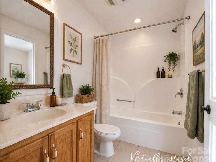 411 Central Avenue, Landis, NC 28088.  MLS# CAR4407705, YatesRealty ID 40000. 