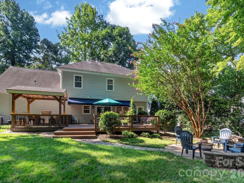 8749 Oakham Street, Huntersville, NC 28078.  MLS# CAR4404631, YatesRealty ID 40001. 