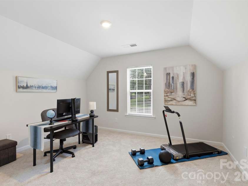 2020 White Cedar Lane, Waxhaw, NC 28173.  MLS# CAR4404030, YatesRealty ID 40006. Flex room/bedroom 6 off the bonus on upper level.