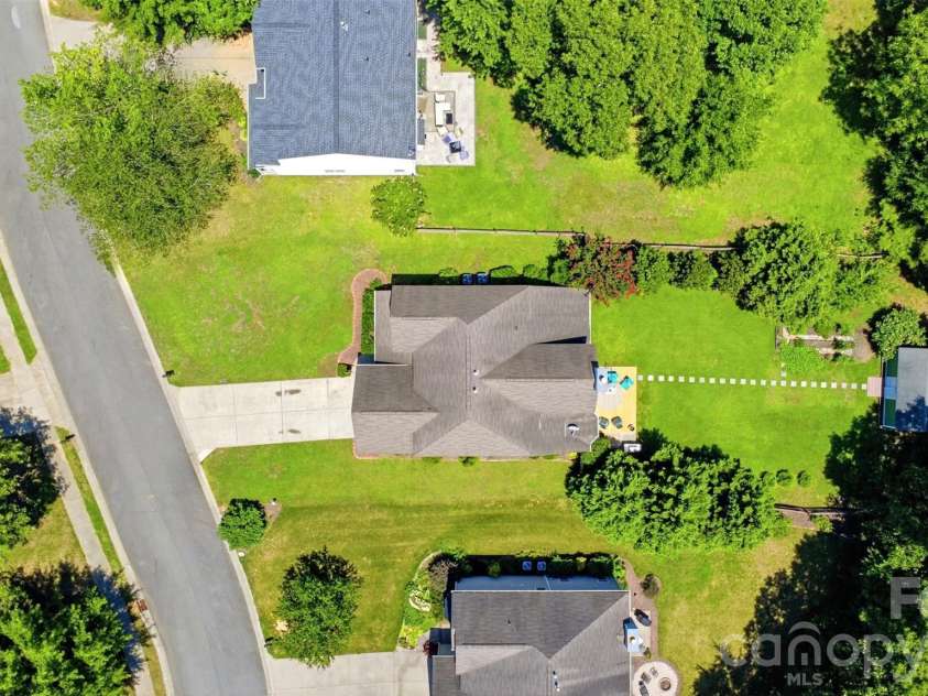 2020 White Cedar Lane, Waxhaw, NC 28173.  MLS# CAR4404030, YatesRealty ID 40006. View of home from overhead!