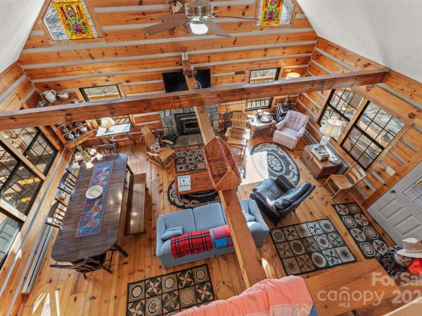 178 Tablerock Drive, Saluda, NC 28773.  MLS# CAR4257453, YatesRealty ID 4001. 