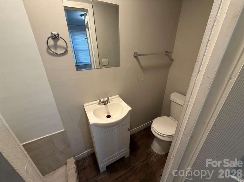 2620 Celia Avenue, Charlotte, NC 28216.  MLS# CAR4334902, YatesRealty ID 4001. 