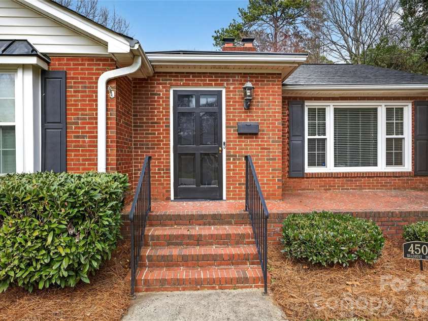 4508 Bradbury Drive, Charlotte, NC 28209.  MLS# CAR4355768, YatesRealty ID 4001. 