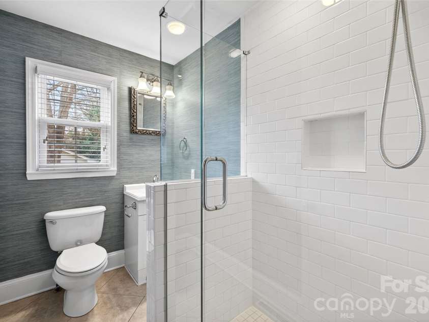 4508 Bradbury Drive, Charlotte, NC 28209.  MLS# CAR4355768, YatesRealty ID 4001. 