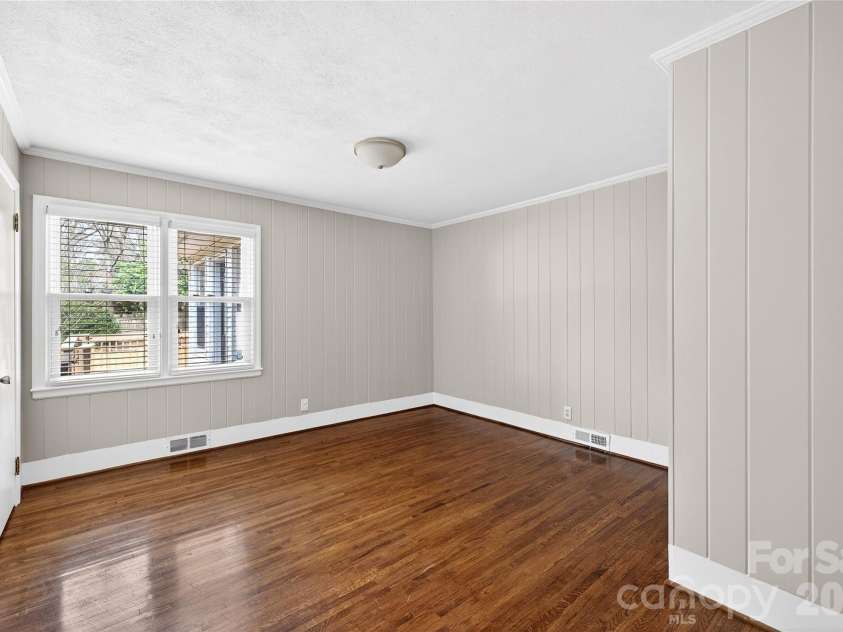 4508 Bradbury Drive, Charlotte, NC 28209.  MLS# CAR4355768, YatesRealty ID 4001. 
