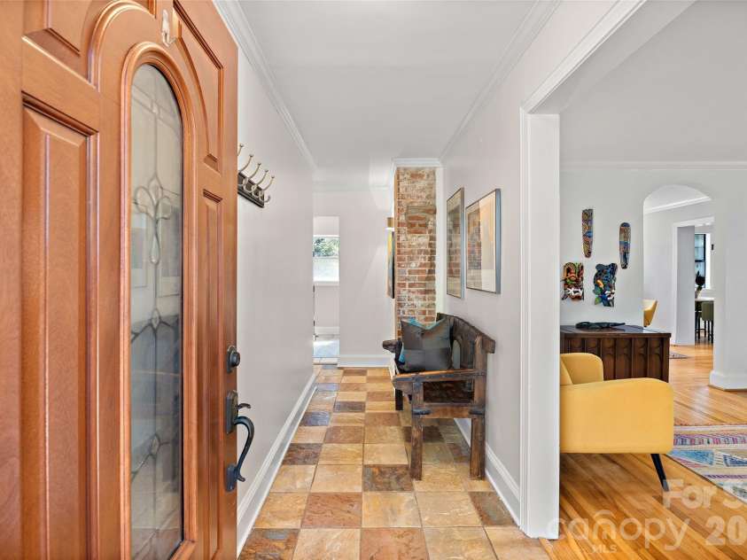 3928 Langhorne Avenue, Charlotte, NC 28205.  MLS# CAR4406840, YatesRealty ID 40011. 