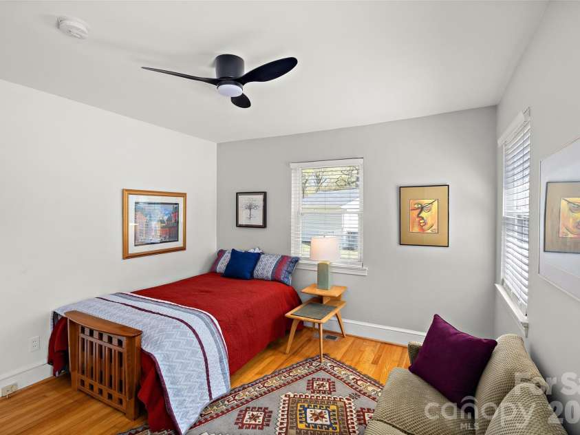 3928 Langhorne Avenue, Charlotte, NC 28205.  MLS# CAR4406840, YatesRealty ID 40011. 