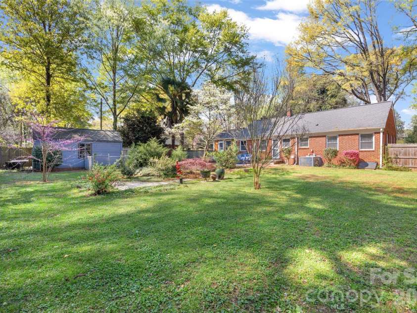 3928 Langhorne Avenue, Charlotte, NC 28205.  MLS# CAR4406840, YatesRealty ID 40011. 