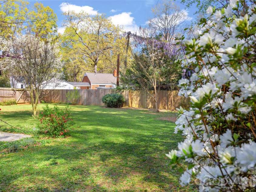 3928 Langhorne Avenue, Charlotte, NC 28205.  MLS# CAR4406840, YatesRealty ID 40011. 