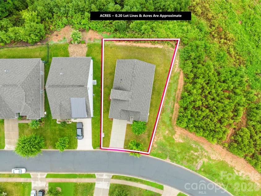 4270 Legacy Drive, Denver, NC 28037.  MLS# CAR4406996, YatesRealty ID 40012. 