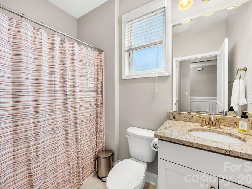4270 Legacy Drive, Denver, NC 28037.  MLS# CAR4406996, YatesRealty ID 40012. 