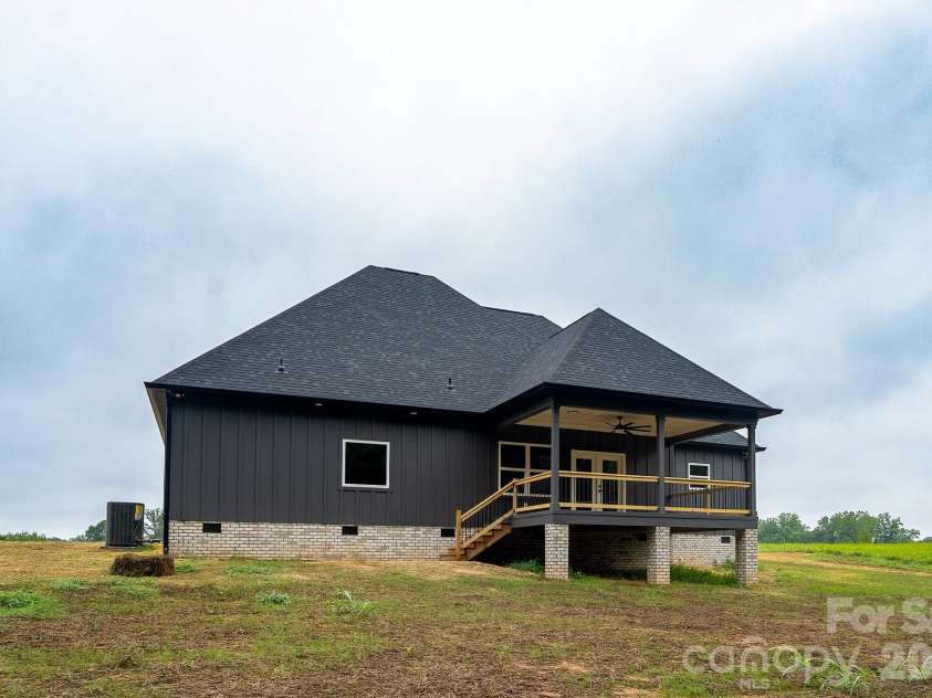 1007 Harrogate Drive, Bessemer City, NC 28016.  MLS# CAR4400104, YatesRealty ID 40013. 