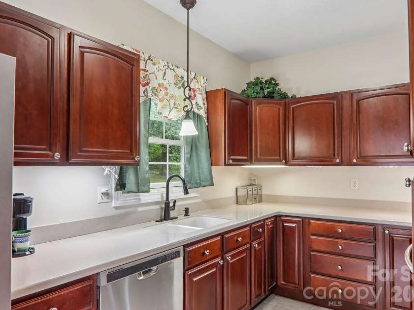 3311 Sandy Drive, Hendersonville, NC 28792.  MLS# CAR4406829, YatesRealty ID 40014. Window at sink