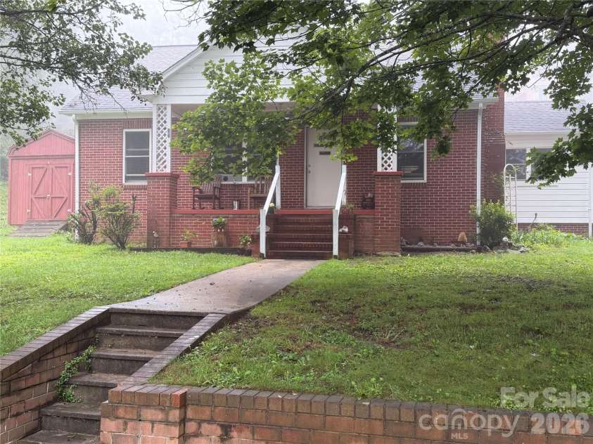 77 Maple Road, Spruce Pine, NC 28777.  MLS# CAR4407771, YatesRealty ID 40015. 
