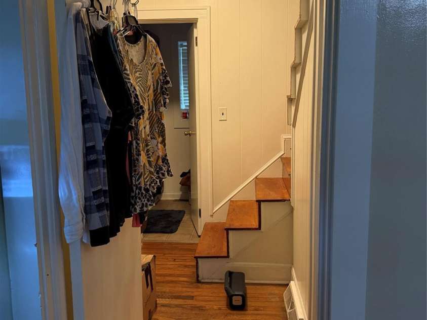 77 Maple Road, Spruce Pine, NC 28777.  MLS# CAR4407771, YatesRealty ID 40015. Hallway