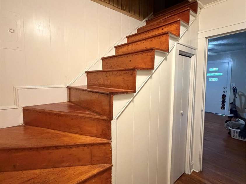 77 Maple Road, Spruce Pine, NC 28777.  MLS# CAR4407771, YatesRealty ID 40015. Stair