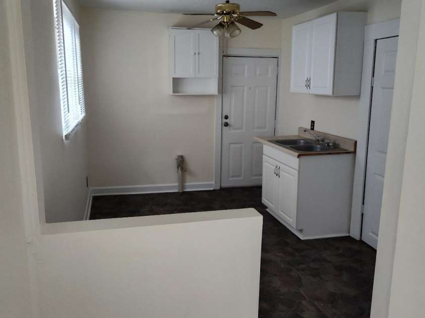 1205 Brookdale Street, Kannapolis, NC 28083.  MLS# CAR4407938, YatesRealty ID 40016. 