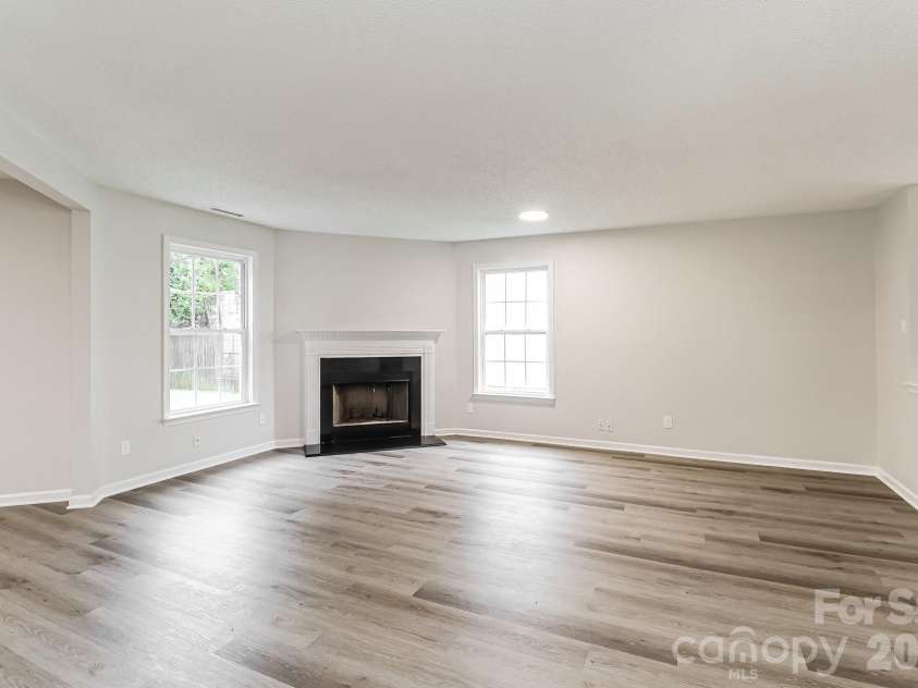 1436 Tygress Drive, Kannapolis, NC 28081.  MLS# CAR4407982, YatesRealty ID 40018. 