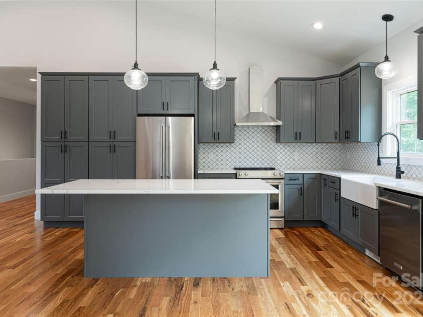 168 Country Drive, Mars Hill, NC 28754.  MLS# CAR4218163, YatesRealty ID 4002. 