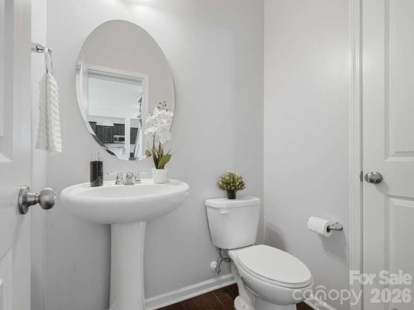 79382 Ridgehaven Road, Lancaster, SC 29720.  MLS# CAR4399768, YatesRealty ID 40023. Powder room