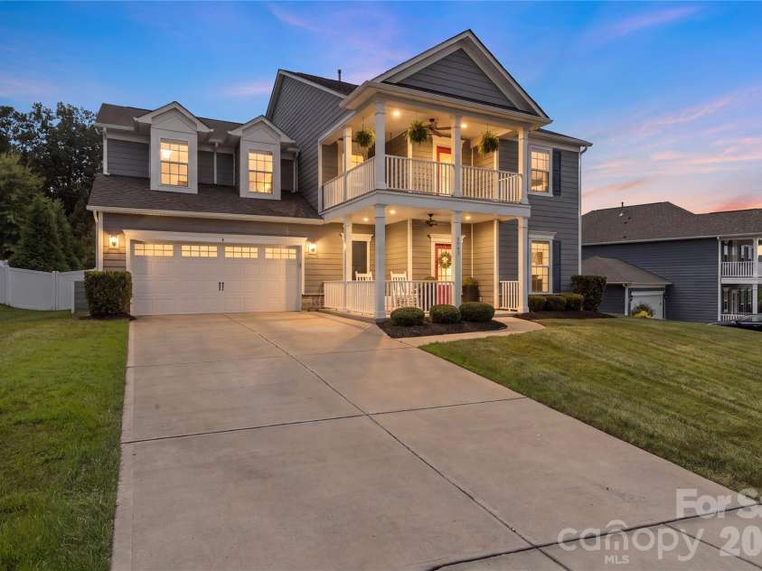 8543 Mccullough Club Drive, Fort Mill, SC 29715.  MLS# CAR4407040, YatesRealty ID 40024. 