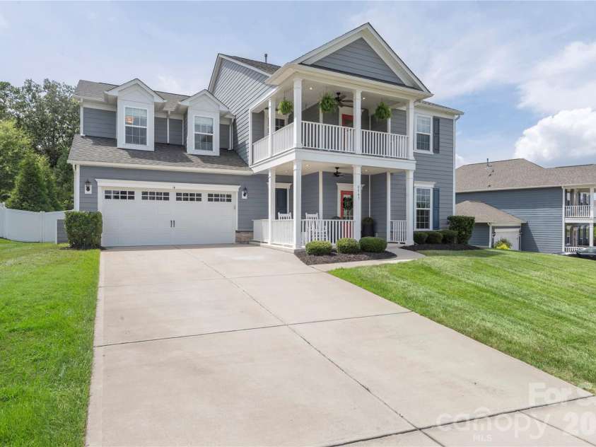 8543 Mccullough Club Drive, Fort Mill, SC 29715.  MLS# CAR4407040, YatesRealty ID 40024. 