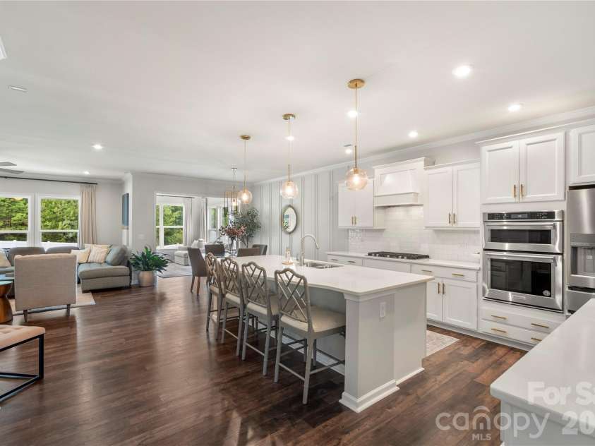 8543 Mccullough Club Drive, Fort Mill, SC 29715.  MLS# CAR4407040, YatesRealty ID 40024. 