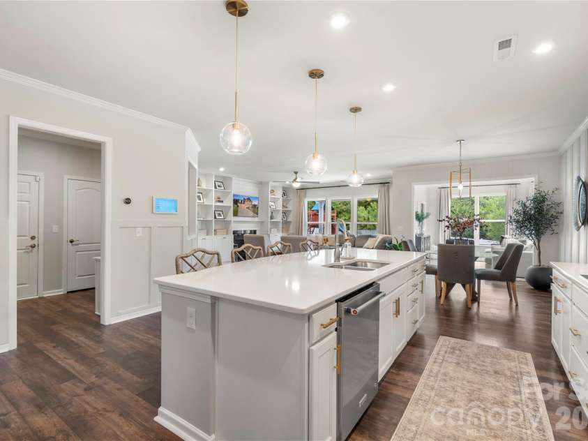 8543 Mccullough Club Drive, Fort Mill, SC 29715.  MLS# CAR4407040, YatesRealty ID 40024. 