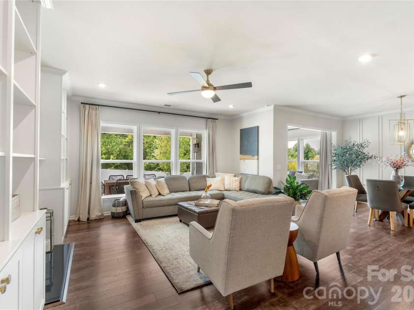 8543 Mccullough Club Drive, Fort Mill, SC 29715.  MLS# CAR4407040, YatesRealty ID 40024. 