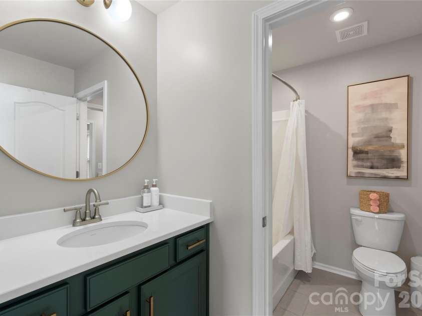 8543 Mccullough Club Drive, Fort Mill, SC 29715.  MLS# CAR4407040, YatesRealty ID 40024. 