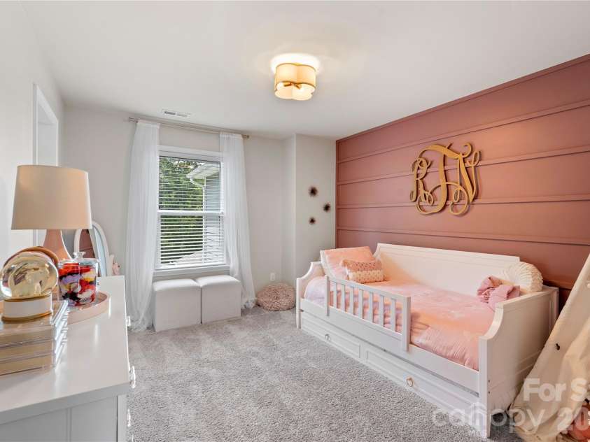 8543 Mccullough Club Drive, Fort Mill, SC 29715.  MLS# CAR4407040, YatesRealty ID 40024. 