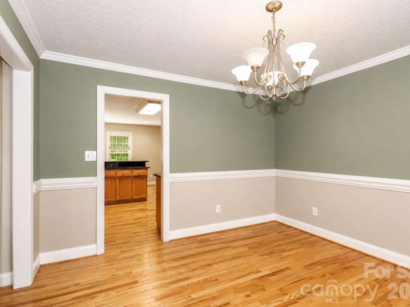 115 Seven Springs Loop, Statesville, NC 28625.  MLS# CAR4406467, YatesRealty ID 40026. 