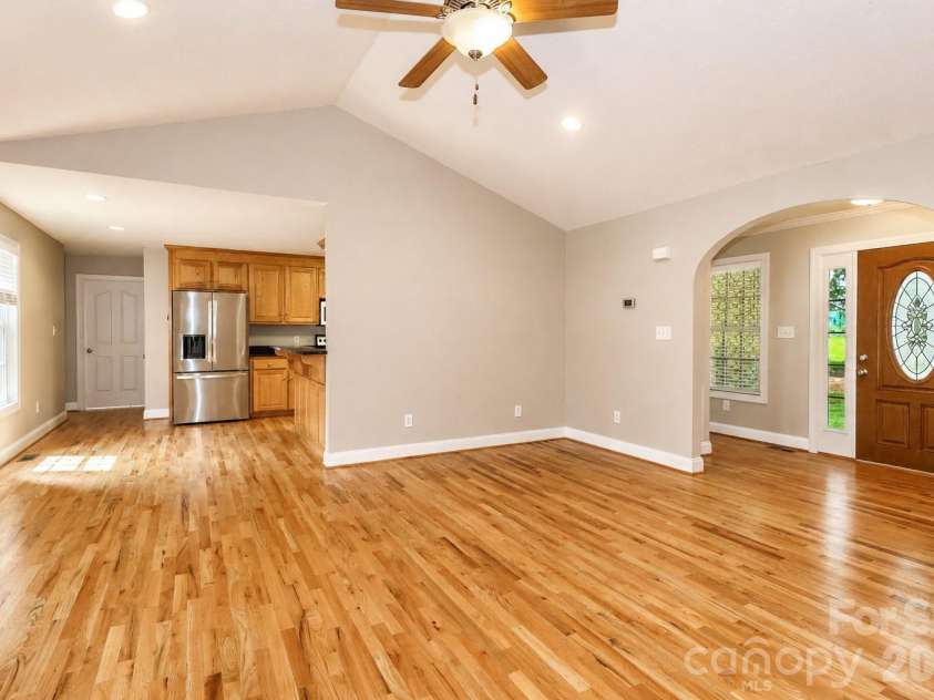 115 Seven Springs Loop, Statesville, NC 28625.  MLS# CAR4406467, YatesRealty ID 40026. 