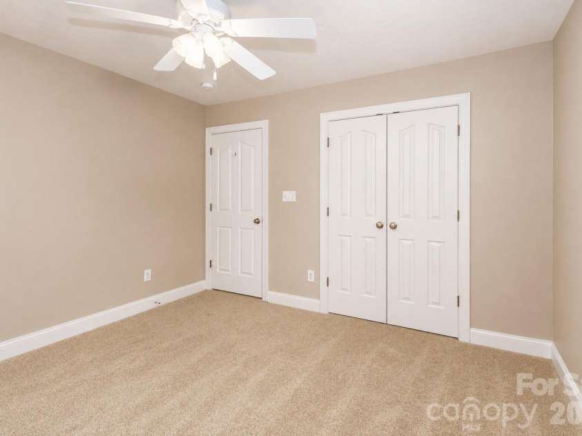 115 Seven Springs Loop, Statesville, NC 28625.  MLS# CAR4406467, YatesRealty ID 40026. 