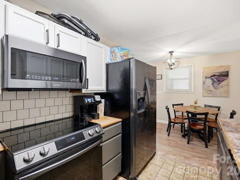 2220 Oldfield Road, Rock Hill, SC 29730.  MLS# CAR4401380, YatesRealty ID 40028. 