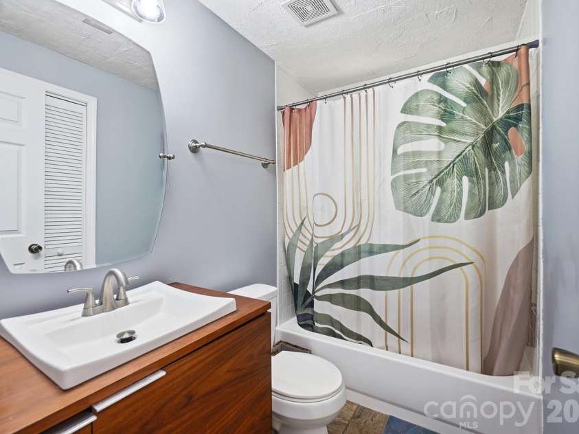 2220 Oldfield Road, Rock Hill, SC 29730.  MLS# CAR4401380, YatesRealty ID 40028. 
