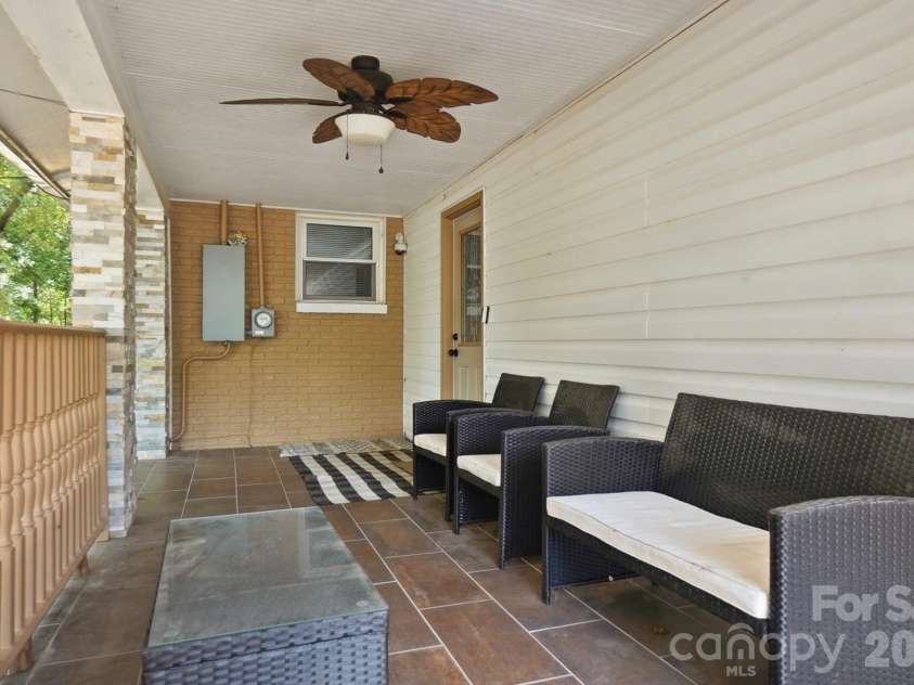 2220 Oldfield Road, Rock Hill, SC 29730.  MLS# CAR4401380, YatesRealty ID 40028. 