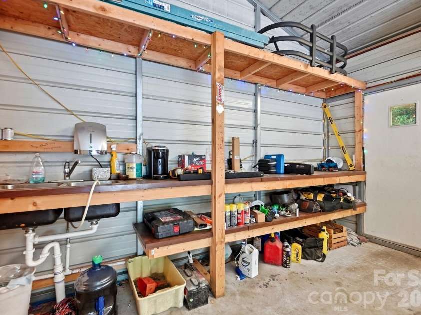 2220 Oldfield Road, Rock Hill, SC 29730.  MLS# CAR4401380, YatesRealty ID 40028. 