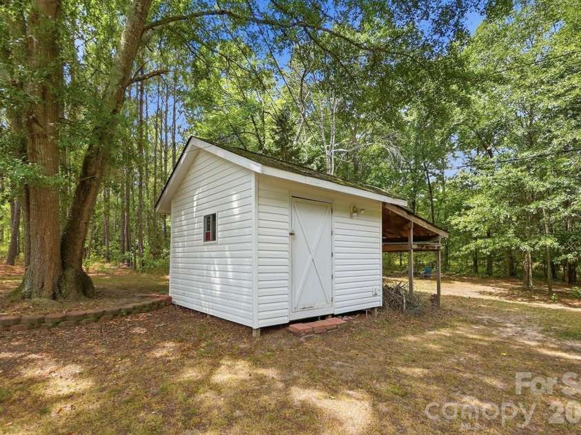 2220 Oldfield Road, Rock Hill, SC 29730.  MLS# CAR4401380, YatesRealty ID 40028. 