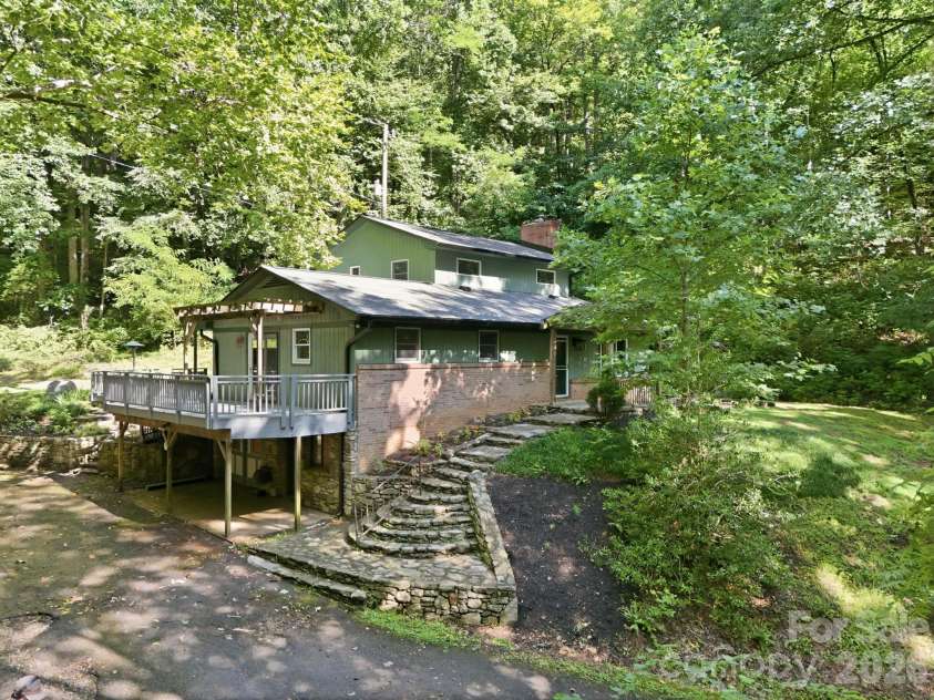 222 Morgan Cove Road, Candler, NC 28715.  MLS# CAR4403982, YatesRealty ID 40029. 