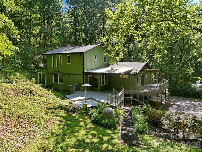 222 Morgan Cove Road, Candler, NC 28715.  MLS# CAR4403982, YatesRealty ID 40029. 