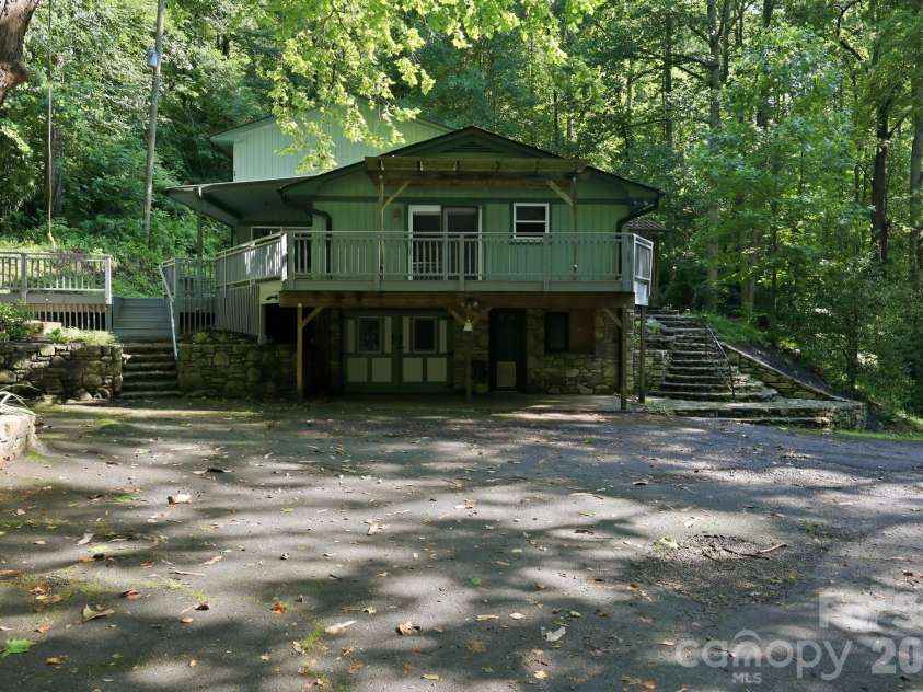 222 Morgan Cove Road, Candler, NC 28715.  MLS# CAR4403982, YatesRealty ID 40029. 