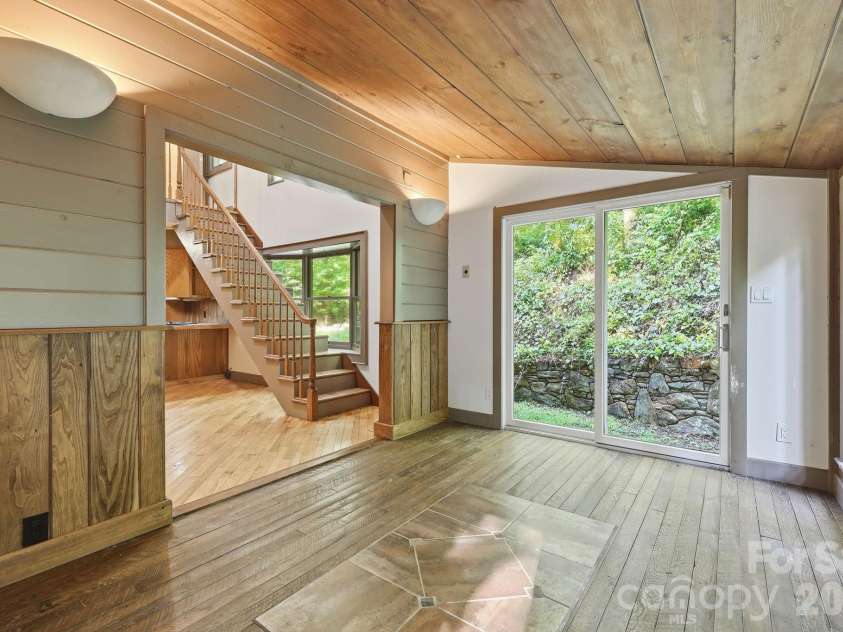 222 Morgan Cove Road, Candler, NC 28715.  MLS# CAR4403982, YatesRealty ID 40029. Flex