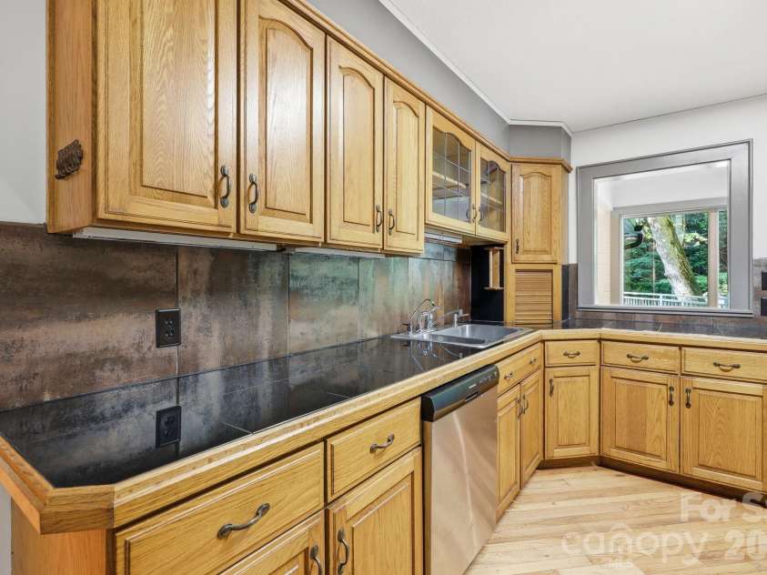 222 Morgan Cove Road, Candler, NC 28715.  MLS# CAR4403982, YatesRealty ID 40029. Kitchen