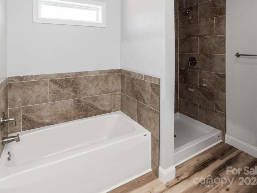 275 Quinn Hill Lane, Mars Hill, NC 28754.  MLS# CAR4108456, YatesRealty ID 4003. 