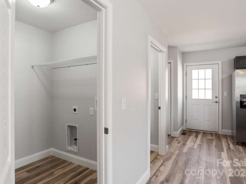 275 Quinn Hill Lane, Mars Hill, NC 28754.  MLS# CAR4108456, YatesRealty ID 4003. 