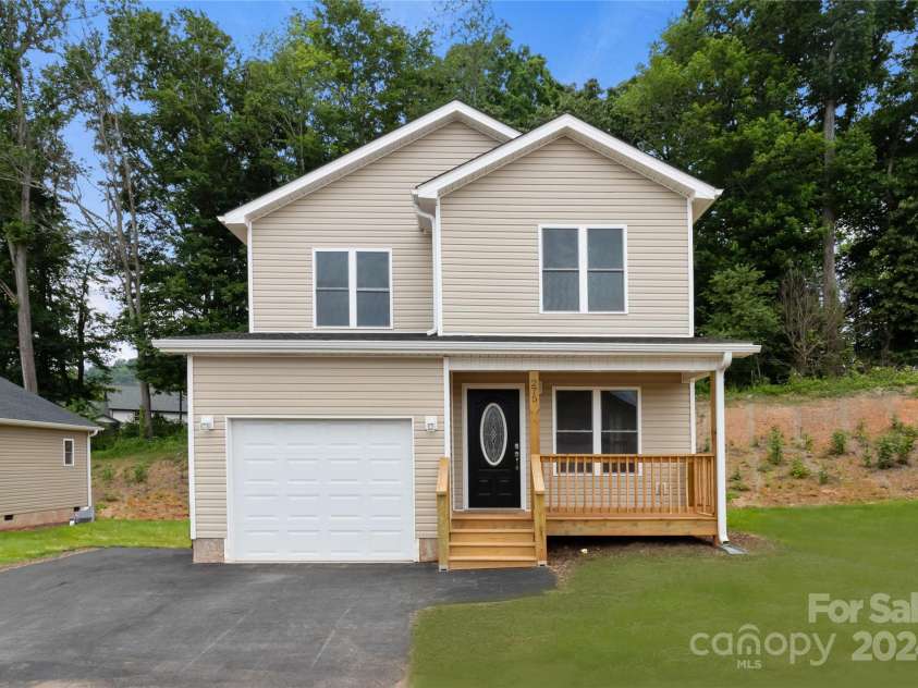 275 Quinn Hill Lane, Mars Hill, NC 28754.  MLS# CAR4108456, YatesRealty ID 4003. 