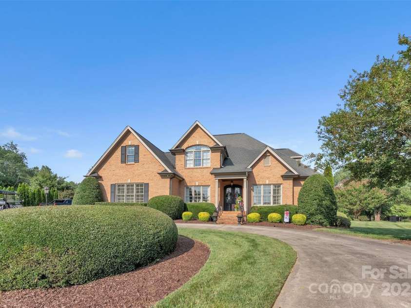 3759 Sand Wedge Drive, Gastonia, NC 28056.  MLS# CAR4224462, YatesRealty ID 4003. 