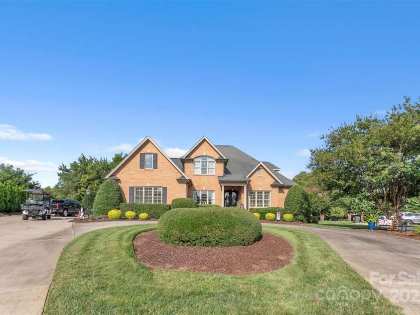 3759 Sand Wedge Drive, Gastonia, NC 28056.  MLS# CAR4224462, YatesRealty ID 4003. 