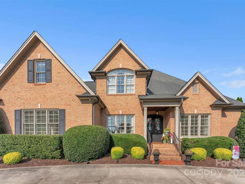 3759 Sand Wedge Drive, Gastonia, NC 28056.  MLS# CAR4224462, YatesRealty ID 4003. 